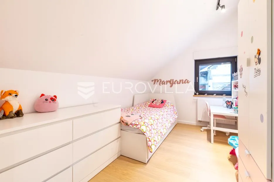 zagreb, šestinski dol, novouređena moderna kuća 179 m² - slika 9