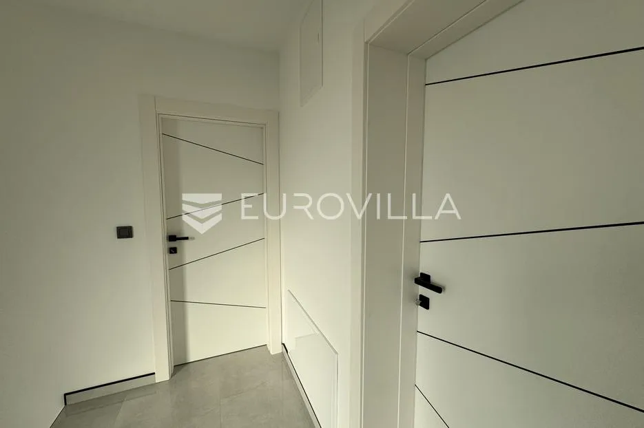 slavonski brod, naselje matije ivanića, kuća 190 m² - slika 17