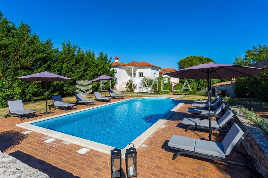 rakalj, predivna, prostrana villa s bazenom i velikom okućnicom, 452 m² - slika 4