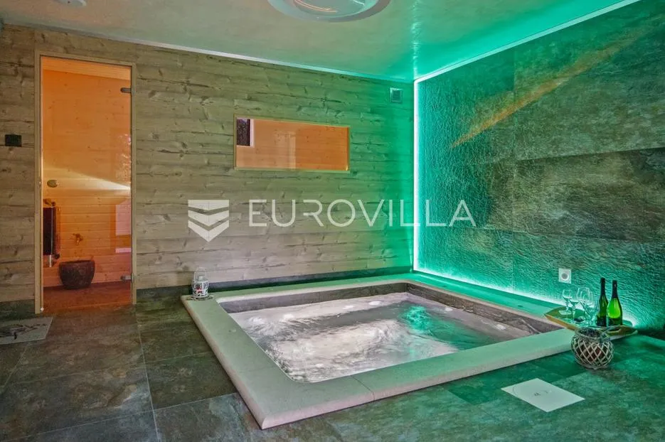 istra, rovinj, atraktivna kuća 170m2 s bazenom u neposrednoj blizini centra - slika 39