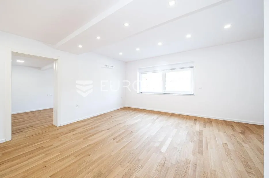 zaprešić, centar, četverosoban stan 160 m² s 4 parkirna mjesta, novogradnja - slika 4