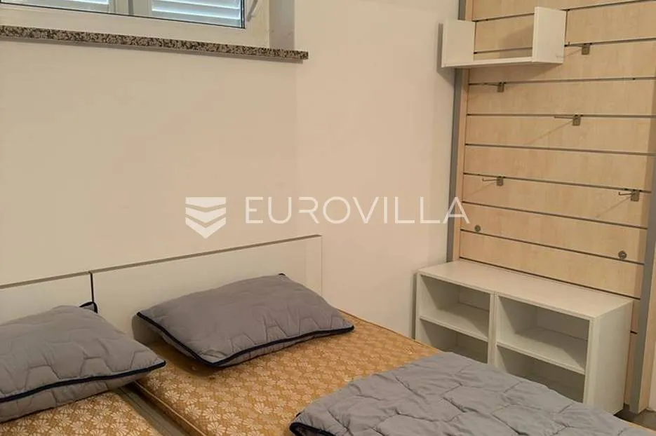istra, barbariga, trosoban stan 50 m² u podrumskom dijelu stambene zgrade, pogled more - slika 12