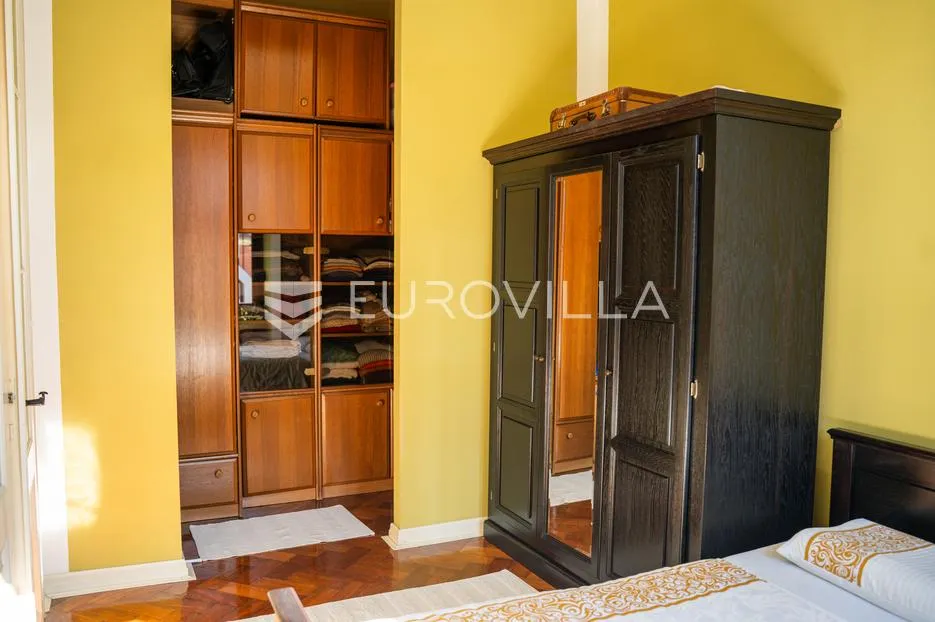 vinkovci, centar, građanski stan u povijesnoj zgradi, 163 m² s velikim potencijalom - slika 11