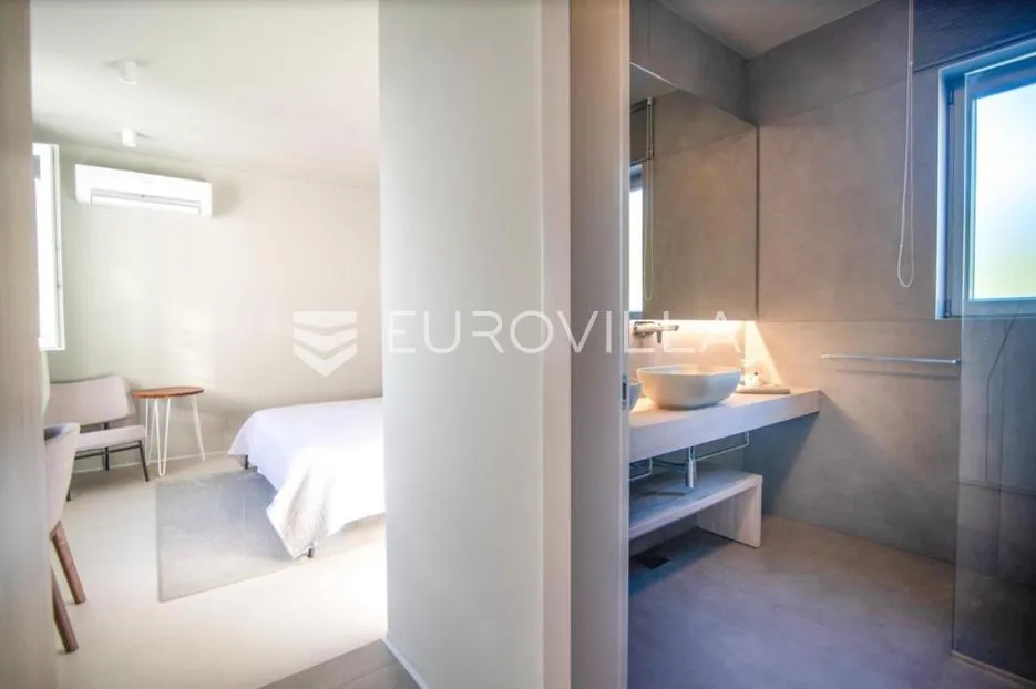 istra, buje, eskluzivna villa s prekrasnim pogledom na more - slika 18