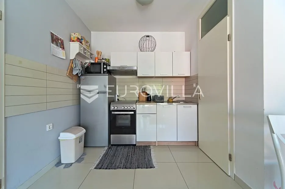 osijek, gornji grad, prodaja elegantnog dvosobnog stana u novijoj zgradi, površine 47,36 m² - slika 6