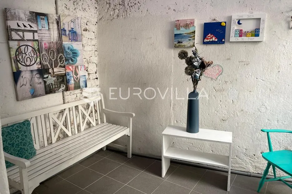 šibenik centar, apartmanska kuća, odlična investicija - slika 27
