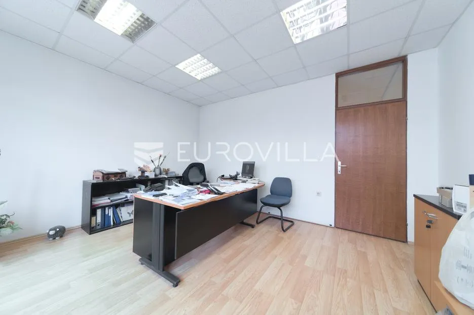 osijek, retfala, poslovna zgrada površine 359 m² - slika 8