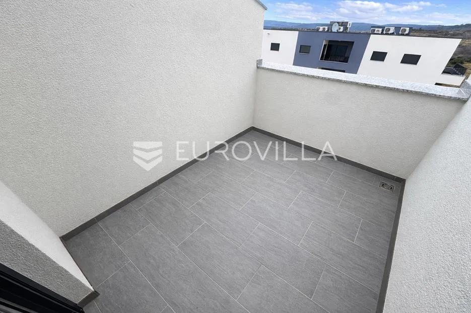 pag, povljana, dvoetažni stan s pogledom na more, 88,55 m² - slika 16