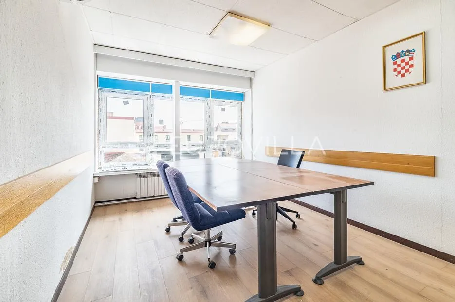 Zagreb, Donji grad, centar, ured 15 m²