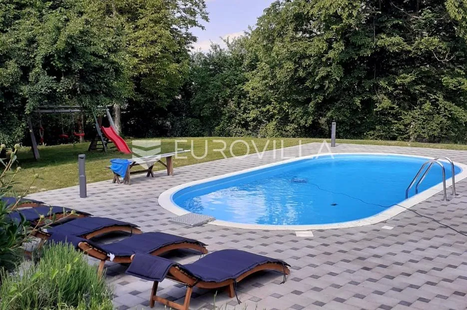 breznica, kuća s uhodanim turističkim najmom - slika 31
