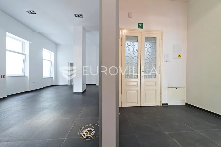 osijek, centar grada, iznajmljuje se poslovni prostor u secescijskoj zgradi, 107 m² - slika 8