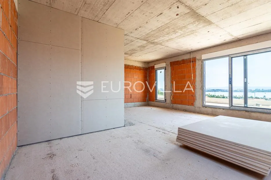 kaštel sućurac, luksuzan trosoban penthouse u novogradnji, 120.72 m² - slika 13