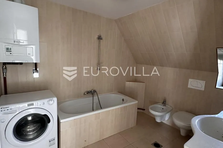 zagreb, perjavica, kuća na zemljištu 1462 m² plus dvije građevinske parcele 1358 m², investicija - slika 12
