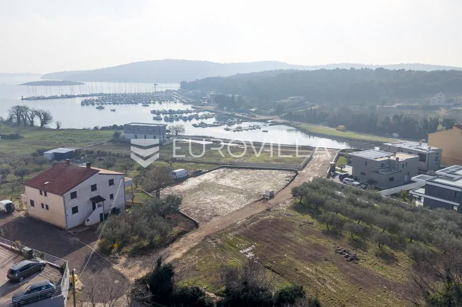 istra, pomer, građevinsko zemljište 511 m², 80 m od mora, pogled na more - slika 5