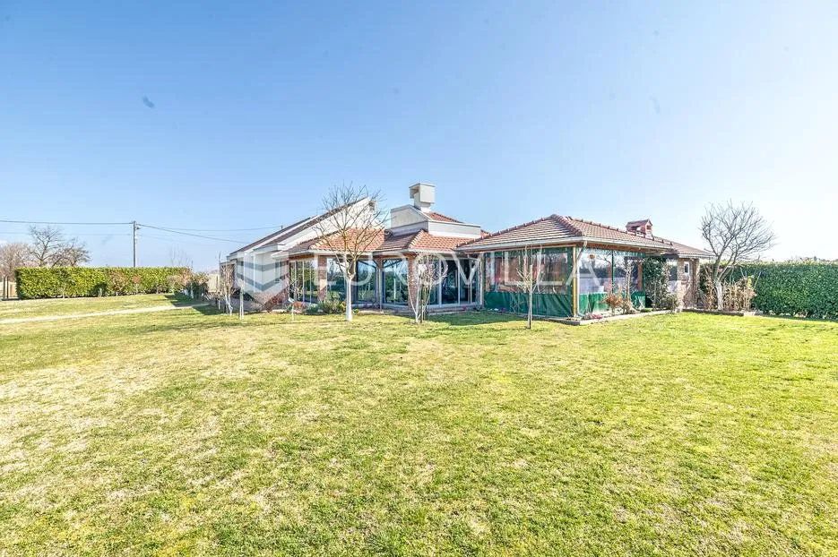 novi zagreb, čehi, moderna kuća 240 m² na zemljištu od 3100 m² - slika 4