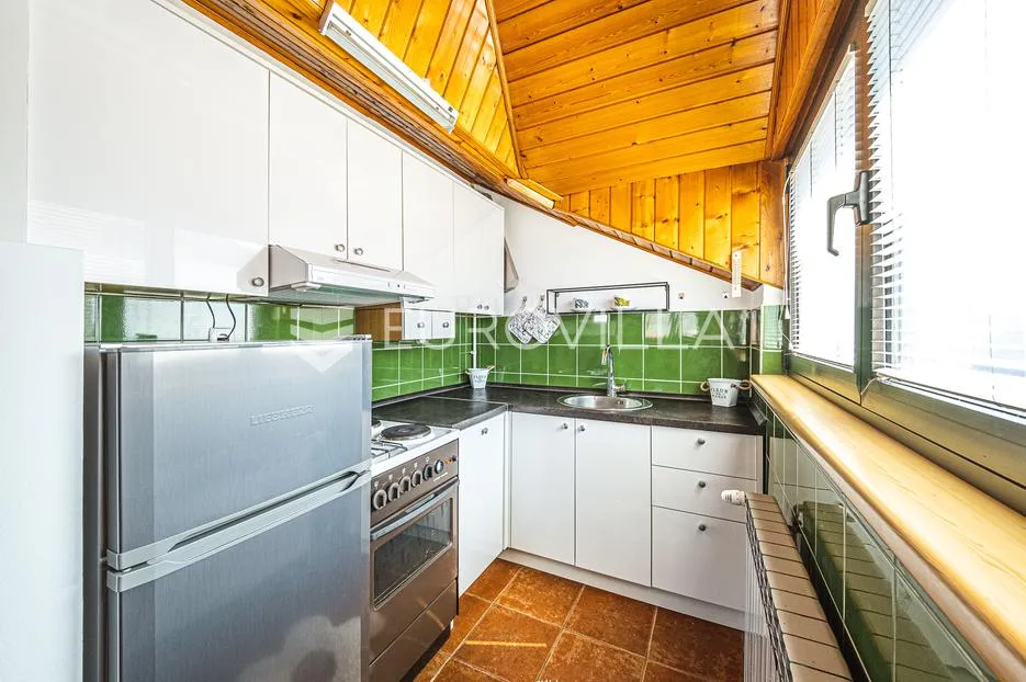 zagreb, trnje, trosoban stan 75 m² - slika 11