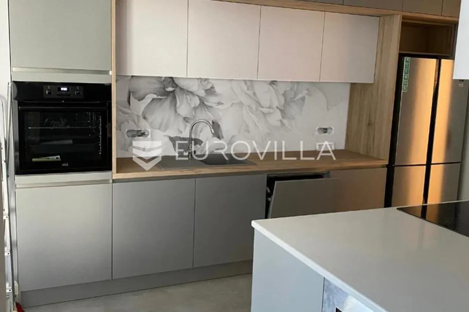 zagreb, sveti duh, prekrasan četverosoban stan neto korisne površine 135 m² - slika 2