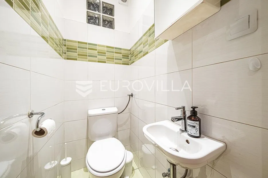 zagreb, nova cesta, dvosoban stan 55 m² s vrtom - slika 11