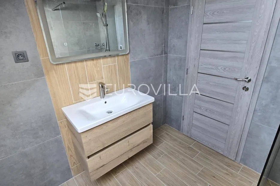 lužani, oriovac, renoviran trosobni stan, 62 m² - slika 12