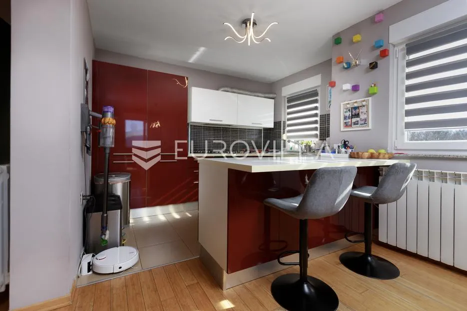 viškovo, marčelji, odličan peterosoban stan 151 m², dvoetažan - slika 6