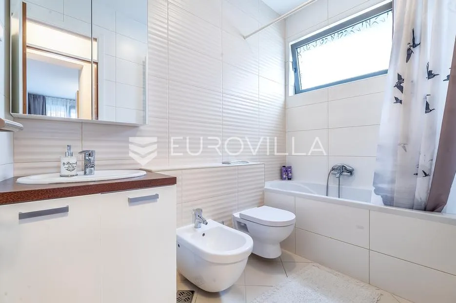 zagreb sveti duh peterosoban stan nkp 145,50 m2 loggia + 2 pm najam - slika 13
