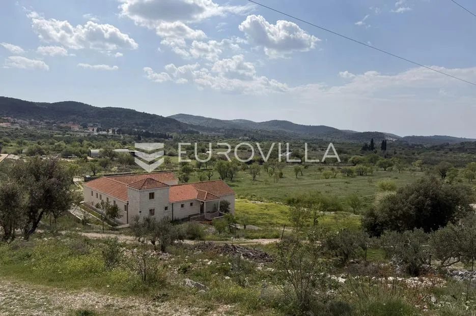 brač, nerežišća, kamena vila na prostranom imanju od 28.122 m² - slika 26