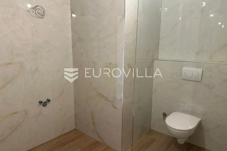 požega, sv.roka, trosoban stan 65 m² - slika 10