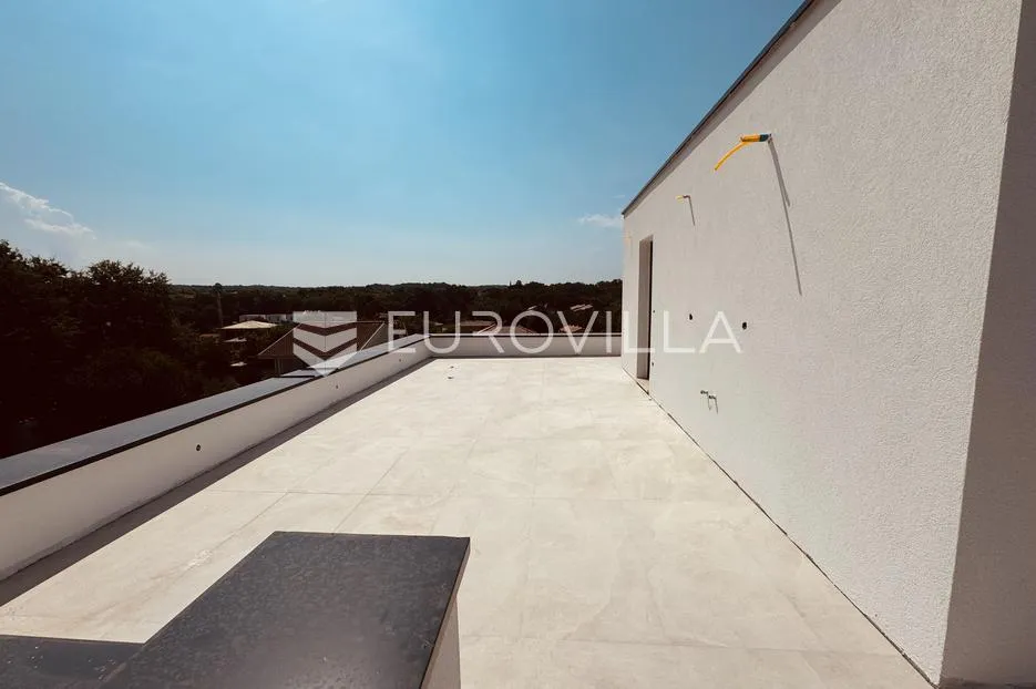 istra, novigrad, novogradnja, dvojna kuća 500 m od mora - slika 6