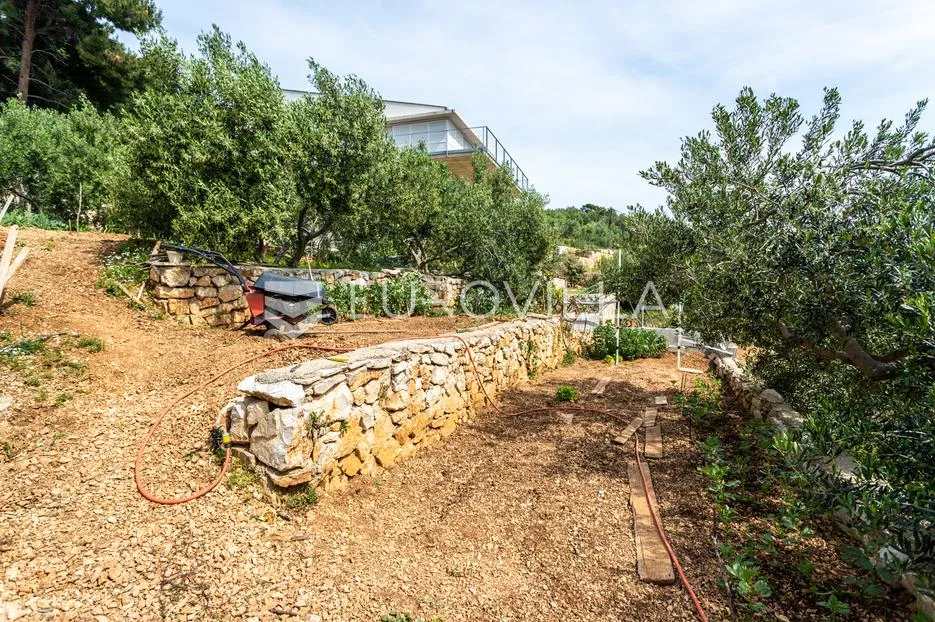 hvar, prekrasna nekretnina na južnoj strani otoka s otvorenim pogledom na more - slika 21