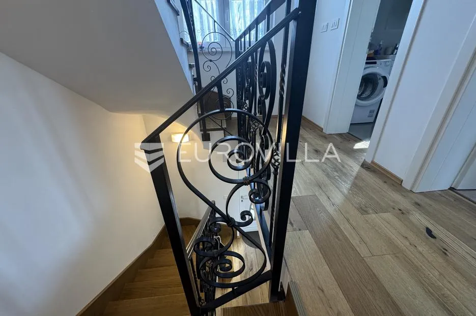 istra, žbandaj, troetažni stan 126 m² s 4 spavaće sobe, vrtom i parkingom - slika 18