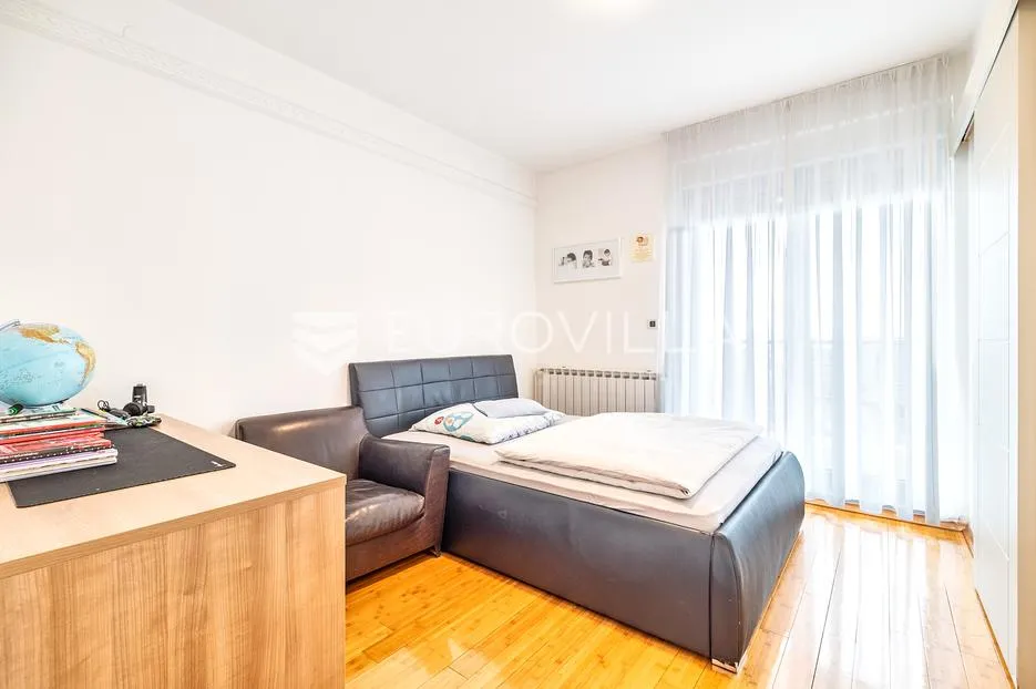 sveta nedjelja, centar prekrasna samostojeća kuća 335 m² na parceli 763 m² - slika 11