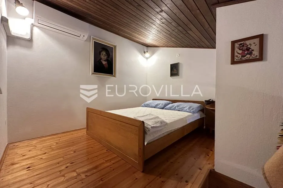 štinjan, prekrasna kuća u nizu s vrtom i pogledom more 300 m² - slika 44
