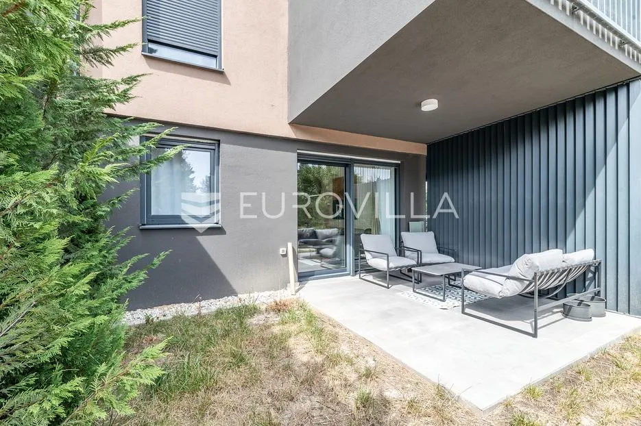 zagreb, maksimir, prekrasan dvosoban stan površine 50 m² prvi najam - slika 7