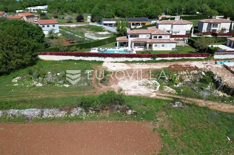 istra, ladići, ekskluzivno građevinsko zemljište s projektom i pravomoćnom građevinskom dozvolom - slika 24