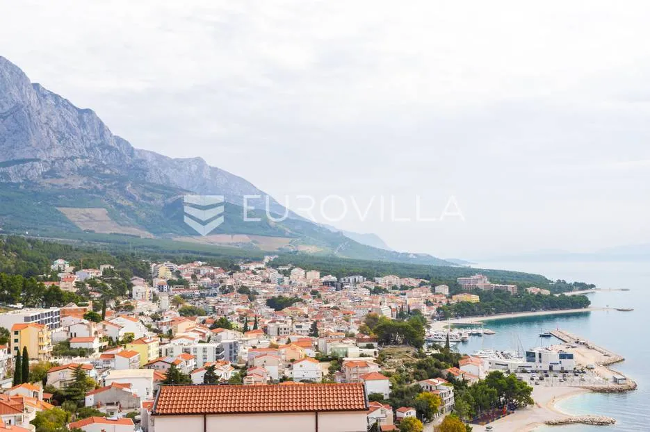 baška voda, kuća na osami s bazenom - slika 2
