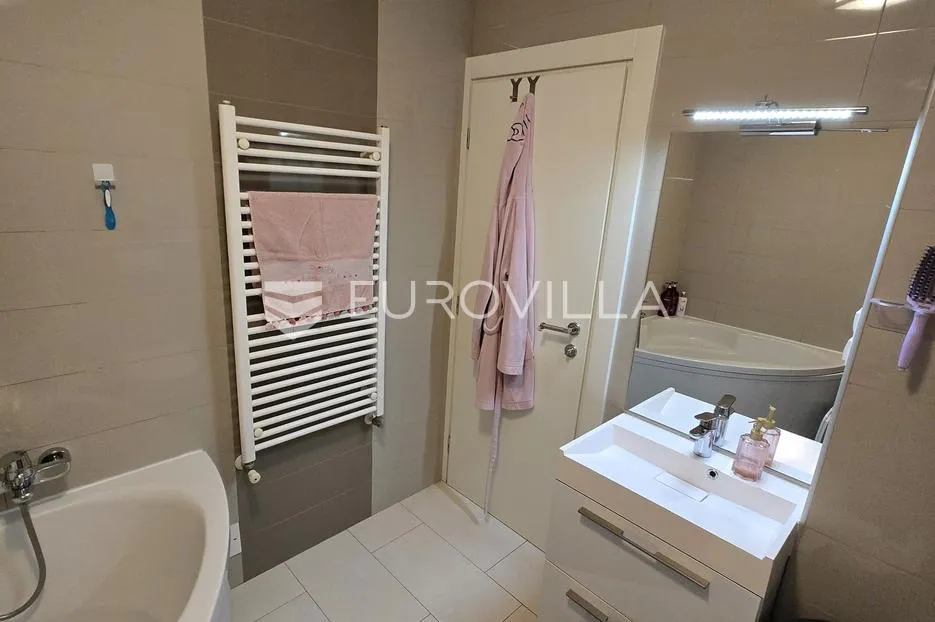 zagreb, maksimir, kvalitetan dvoetažni stan u mirnom okruženju 89 m² - slika 14