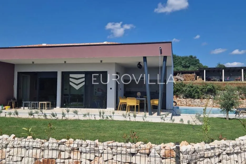 Istra, Kringa, prekrasna prizemnica s bazenom - Kringa, Tinjan