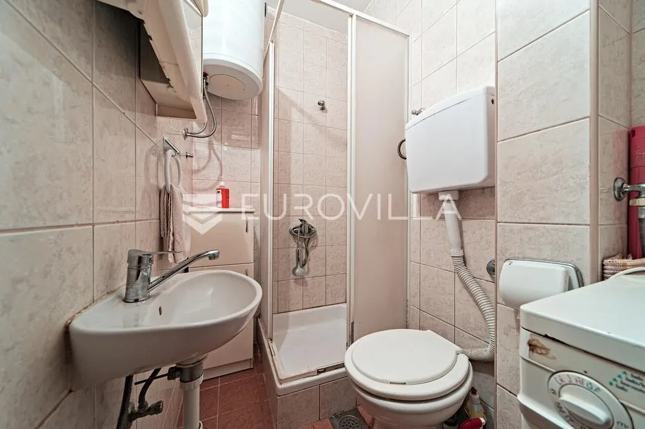 osijek, jug 2, prodaje se jednosoban stan površine 33 m² - slika 13