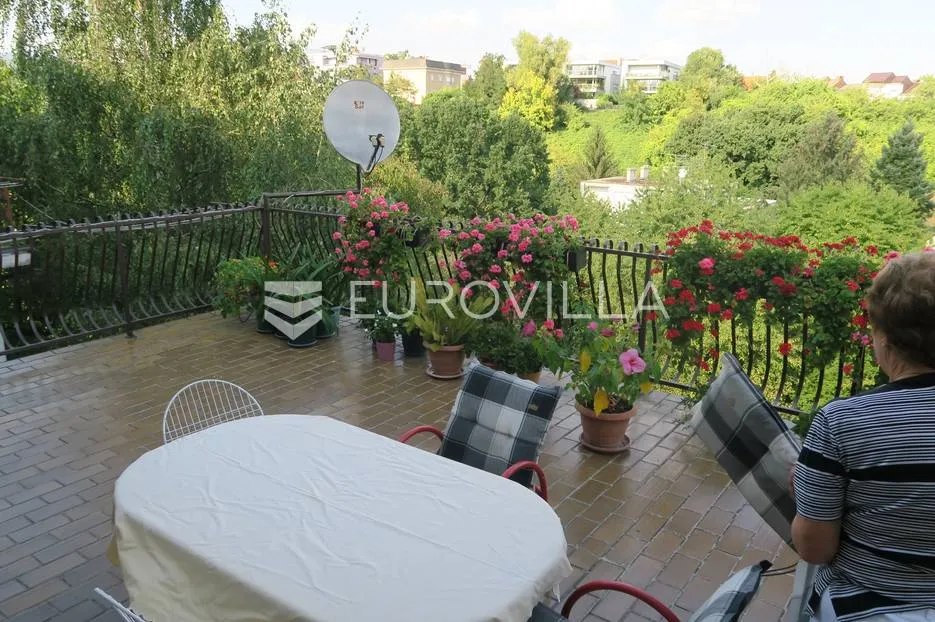 zagreb, zelenjak, obiteljska kuća 500m2 - slika 40