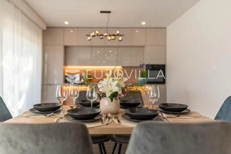 zadar, privlaka luksuzna dizajnerska vila s bazenom neto korisne površine 134,83 m² - slika 3