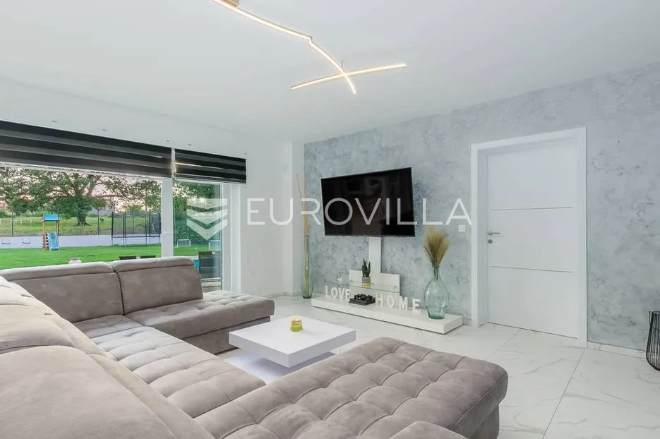 istra, juršići - prekrasna i moderna kuća 243 m2, bazen 40 m2, jacuzzi - slika 26