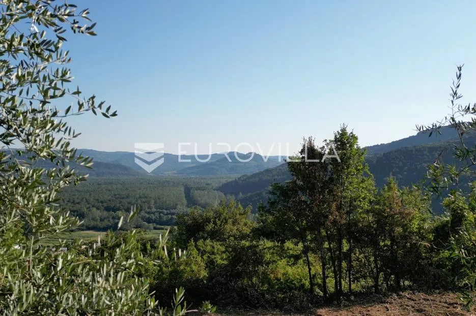 istra, motovun, građevinsko zemljište s pogledom na povijesne gradove - slika 4