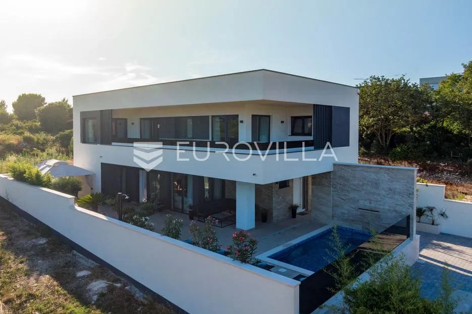 istra, medulin, moderna elegantna vila 200 m² blizu mora i plaža - slika 45