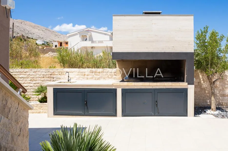 pag prekrasna villa sa pogledom na more 350 m² na 200 metara od mora - slika 70