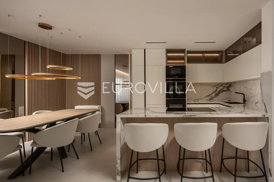 opatija, luksuzan četverosoban stan s pogledom na more 138 m² - slika 4