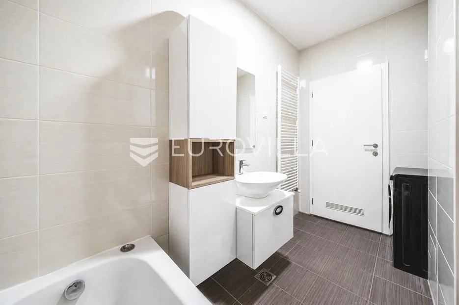 zagreb, vukomerec, trosoban stan s parkingom neto površine 63 m² - slika 11