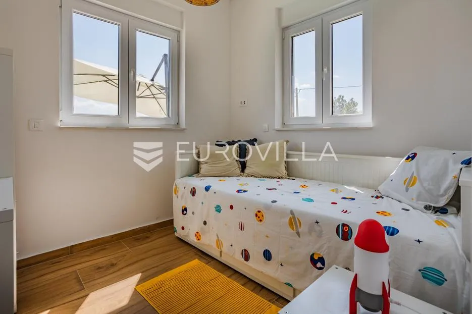 zadar, maslenica, luksuzna villa kraj mora - slika 21