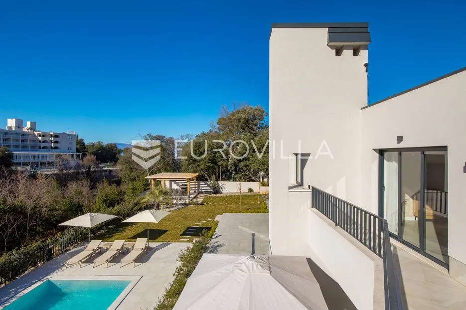otok krk, malinska, luksuzna vila s dva apartmana u prvom redu do mora - slika 29