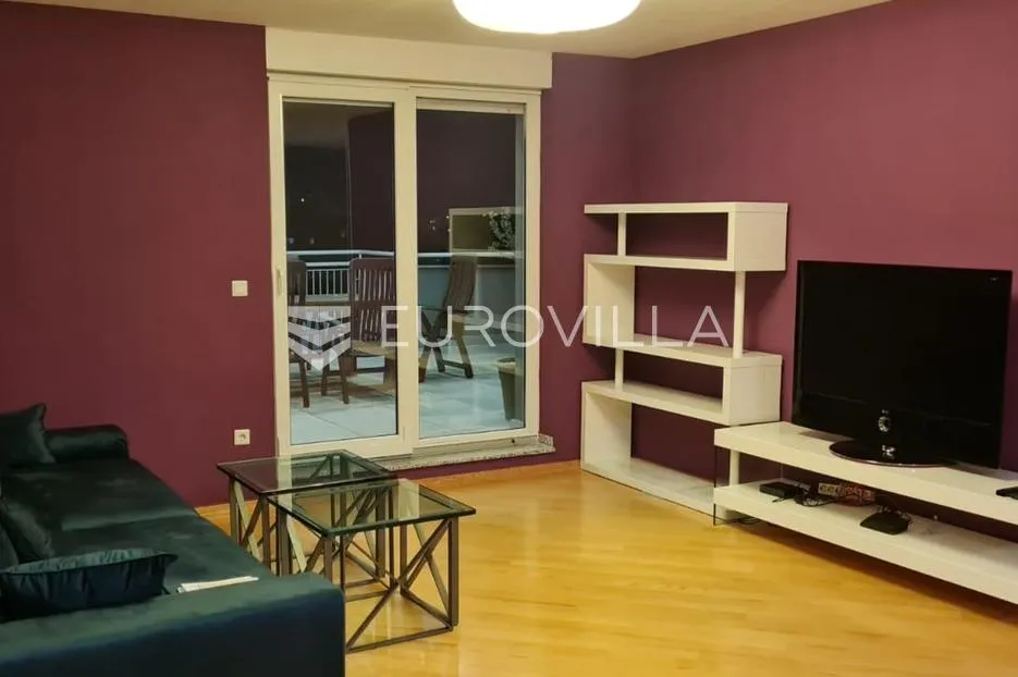 zagreb, stenjevec, dvoetažan četverosoban penthouse 150 m² - slika 3