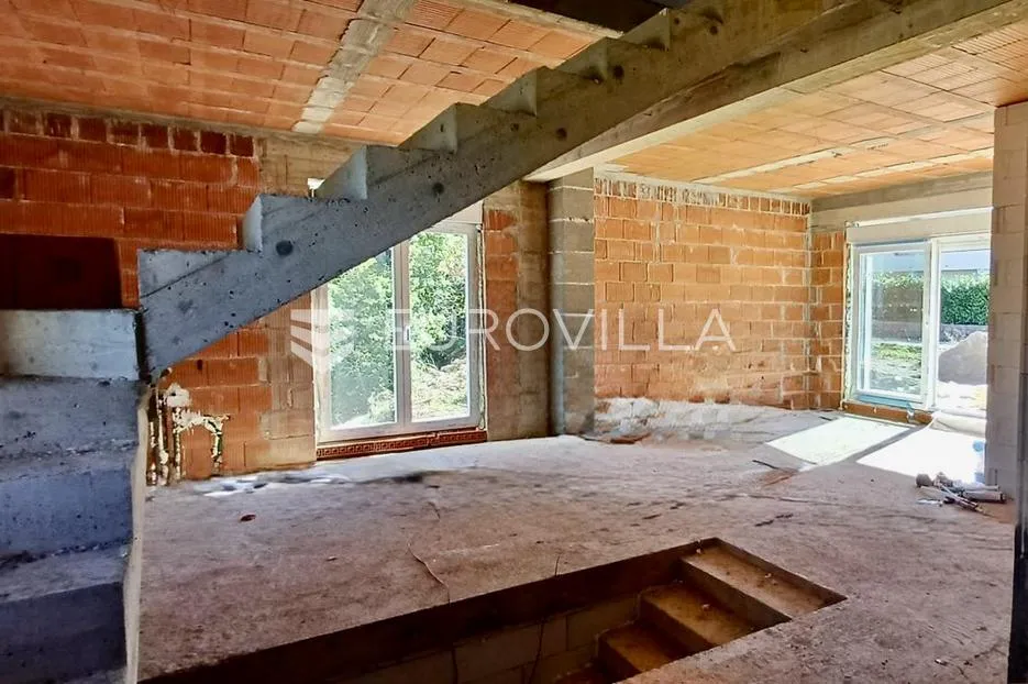 matulji, mučići, moderna dvojna kuća s bazenom i velikom okućnicom 711 m², četverosoban stan 212 m² - slika 10